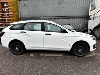 2026 Lada (ВАЗ) Vesta SW I Рестайлинг (NG), белый, 1860000 рублей, вид 4