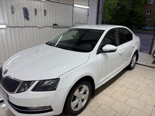 2019 Skoda Octavia III (A7) Рестайлинг, белый, 1950000 рублей, вид 1