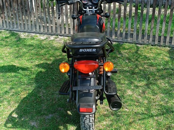 2022 Bajaj Boxer BM 150X, чёрный, 100000 рублей - вид 3
