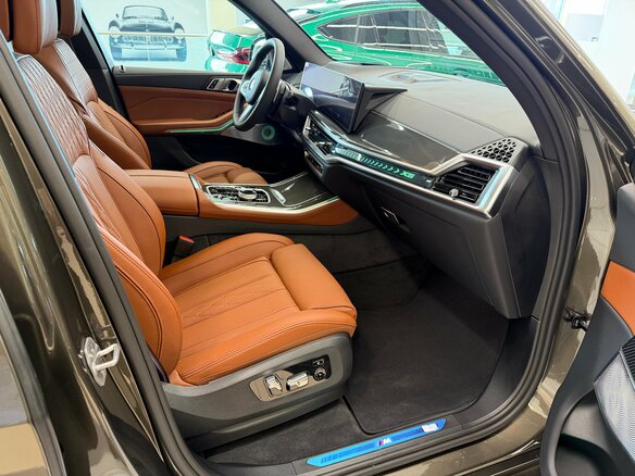 2026 BMW X5 30d IV (G05/G18) Рестайлинг, зелёный - вид 14