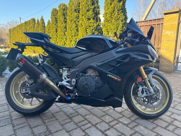 2022 Aprilia RSV4, чёрный - вид 17
