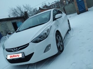 2013 Hyundai Elantra V (MD), белый, 1100000 рублей, вид 3