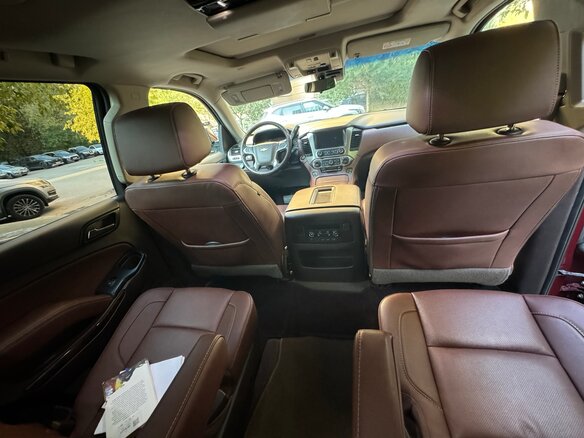 2018 Chevrolet Tahoe IV, красный, 3700000 рублей - вид 22