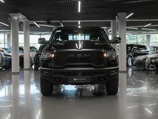 2025 Ram 1500 Crew Cab V Рестайлинг, чёрный, 9300000 рублей, вид 3