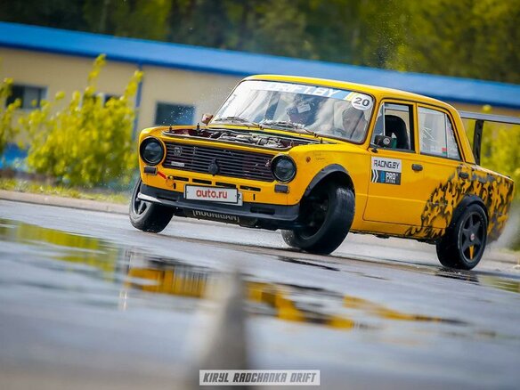 1971 Lada (ВАЗ) 2101, жёлтый - вид 10