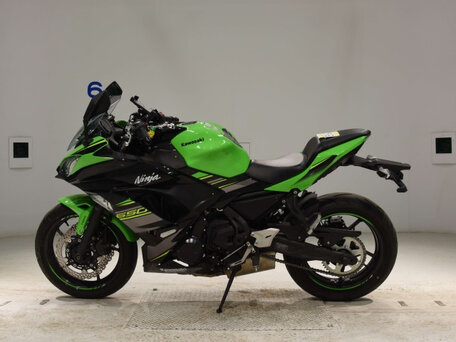 2021 Kawasaki Ninja 650, зелёный, 860000 рублей, вид 3