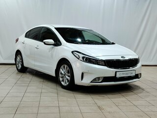 2017 Kia Cerato III Рестайлинг (Classic), белый, 1450000 рублей, вид 2