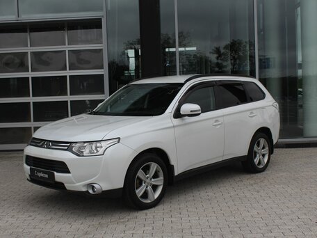 Mitsubishi Outlander III