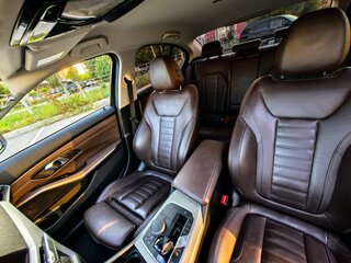 2019 BMW 3 серии 320d xDrive VII (G2x), чёрный, 3350000 рублей, вид 5