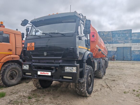 2016 КамАЗ 65221, чёрный, 4000000 рублей