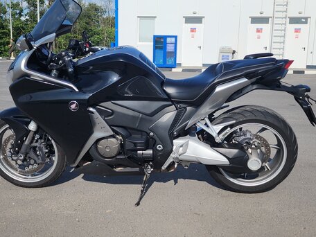 2011 Honda VFR 1200, чёрный, 760000 рублей, вид 3