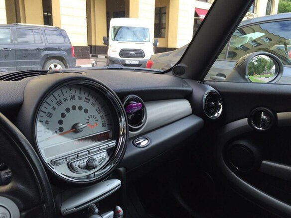2008 Mini Hatch Cooper S II (R56), белый - вид 2