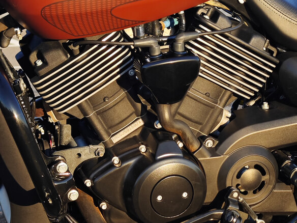 2018 Harley-Davidson Street Rod, пурпурный, 725000 рублей - вид 16