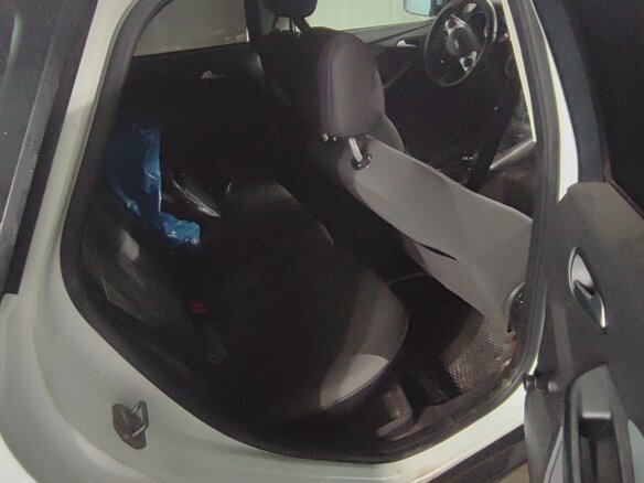 2013 Ford Focus III, белый, 599000 рублей - вид 11