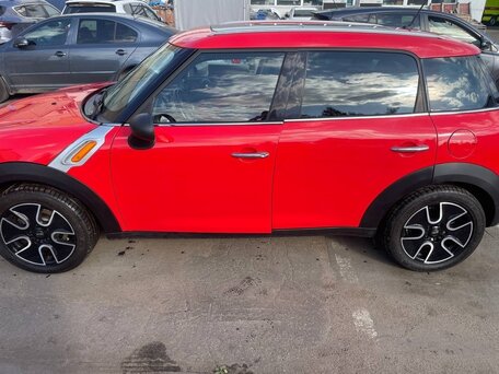 2011 Mini Countryman One I, красный, 950000 рублей, вид 4