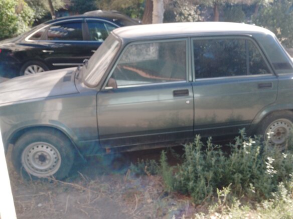 2011 Lada (ВАЗ) 2107, серый, 215000 рублей - вид 2