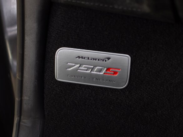 2024 McLaren 750S, оранжевый - вид 29