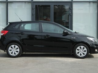 2016 Kia Rio III Рестайлинг, чёрный, 1210000 рублей, вид 4