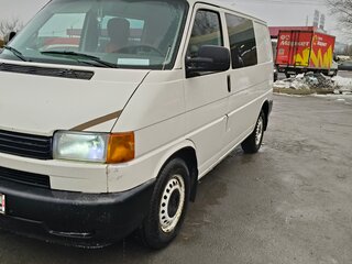 2002 Volkswagen Transporter T4, белый, 977777 рублей, вид 2