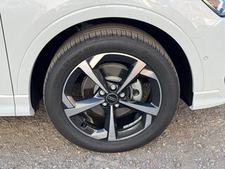 2026 Audi Q3 35 TFSI II (F3), белый, 3840000 рублей, вид 4