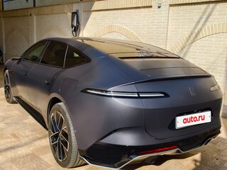 2024 Avatr 12, серый, 5900000 рублей, вид 4