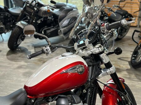 2026 Royal Enfield Super Meteor, красный, 792000 рублей, вид 5