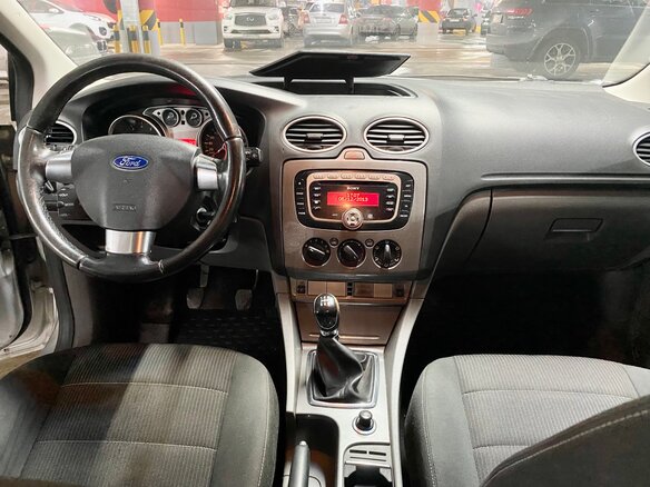 2008 Ford Focus II Рестайлинг, серебристый, 410000 рублей - вид 7
