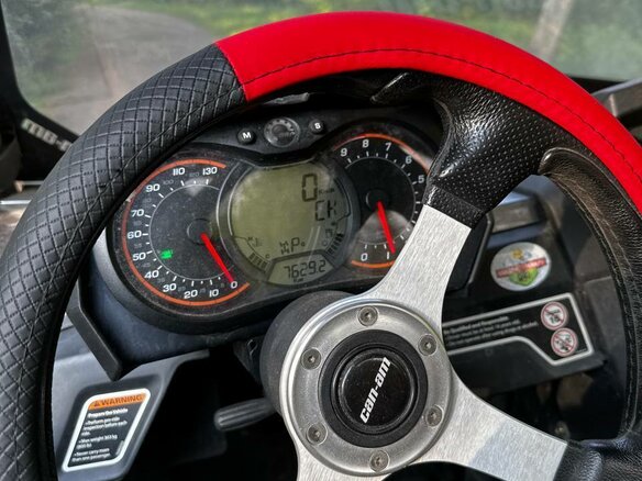2012 BRP Can-Am Commander 1000, серебристый, 1320000 рублей - вид 2
