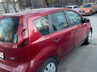 2011 Nissan Note I Рестайлинг, красный, 615000 рублей, вид 3
