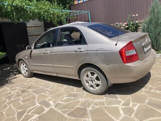 2005 Kia Cerato I, бежевый, 420000 рублей, вид 2