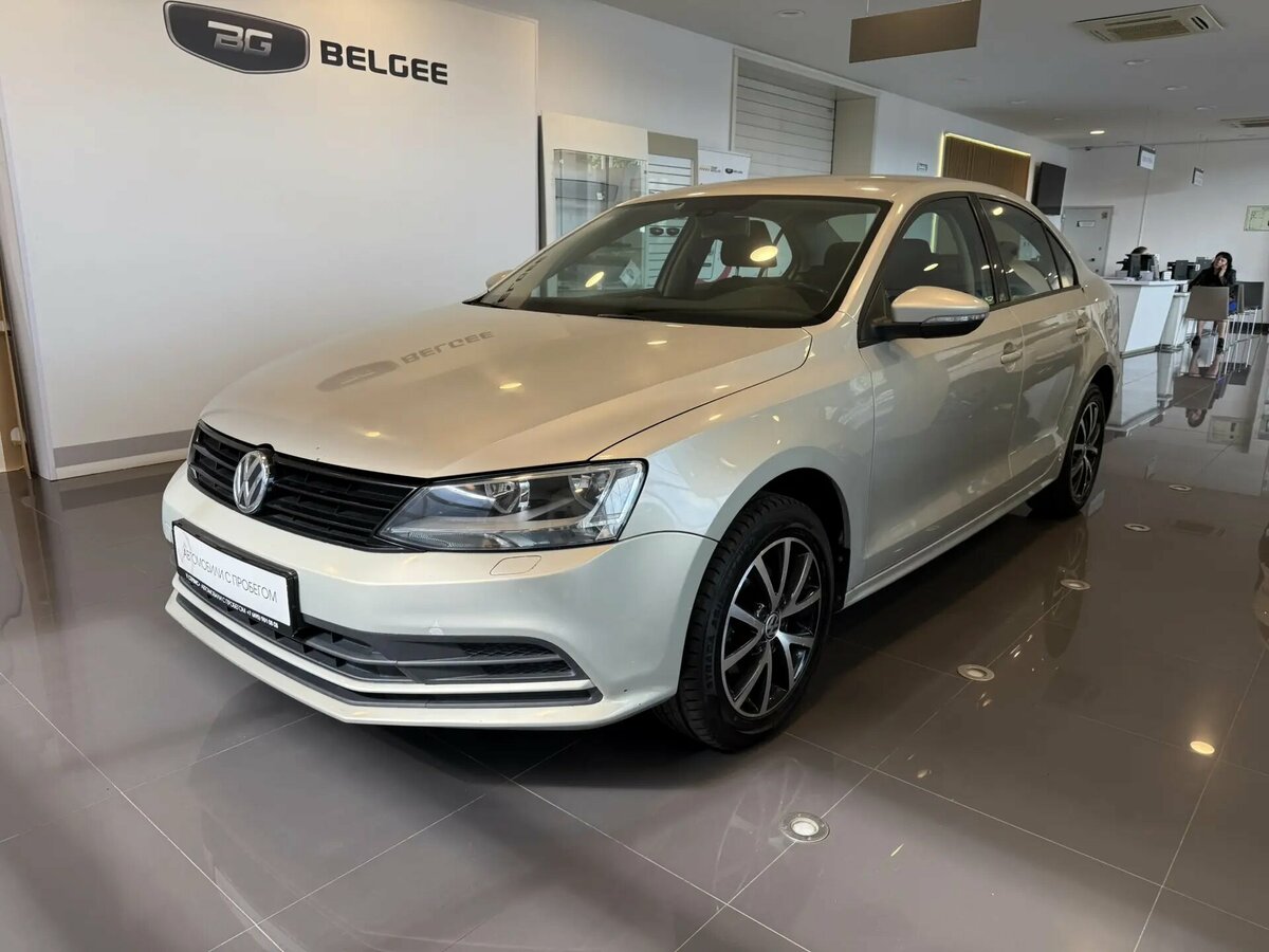 Открыть фотографии: Volkswagen Jetta VI Рестайлинг