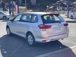 2016 Toyota Corolla Fielder XI (E160, E170, E180), серебристый, 865000 рублей, вид 4