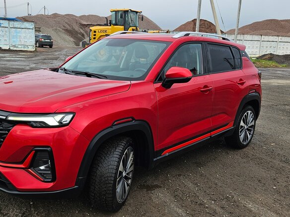 2023 Changan CS35 Plus I Рестайлинг, красный, 1600000 рублей - вид 1