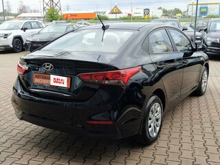 2018 Hyundai Solaris II, чёрный, 1260000 рублей, вид 4