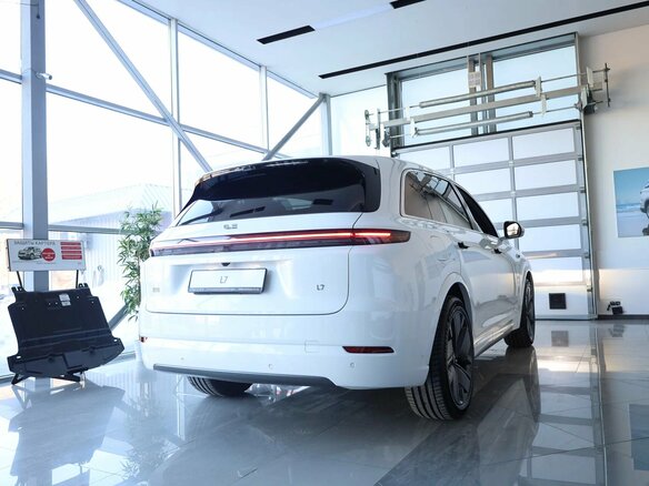 2026 Li Auto (Lixiang) L7 52.3 kWh I Рестайлинг, белый, 10590000 рублей - вид 5