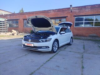 2019 Volkswagen Passat DSG7 B8, белый, 2300000 рублей, вид 2