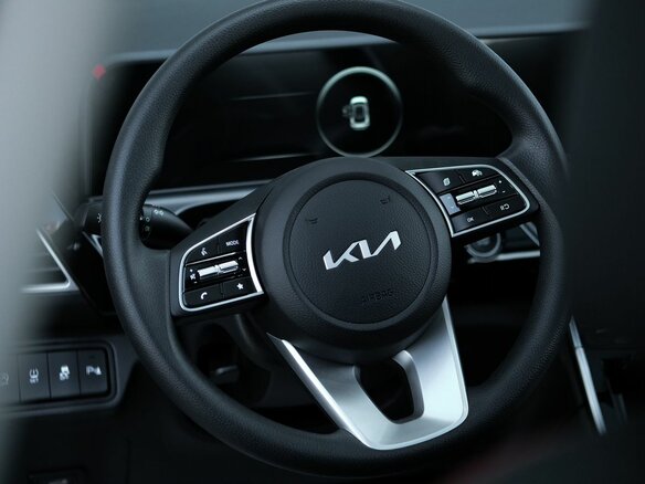 2026 Kia Seltos I Рестайлинг, белый - вид 21