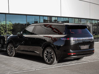 2025 Lynk & Co 900, чёрный, 8689000 рублей, вид 4
