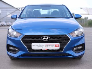 2017 Hyundai Solaris II, синий, 1350000 рублей, вид 2