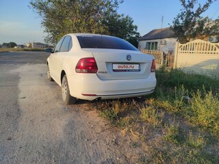 2016 Volkswagen Polo V Рестайлинг, белый, 900000 рублей, вид 5