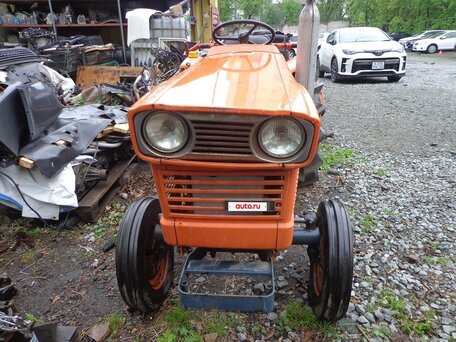 2003 Kubota L215, оранжевый, 350000 рублей, вид 2