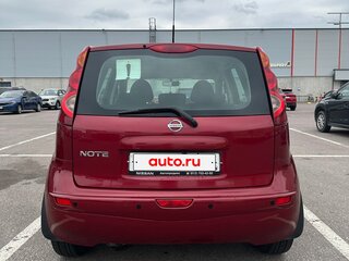 2011 Nissan Note I Рестайлинг, красный, 899000 рублей, вид 5