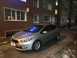 2013 Kia Ceed II, серебристый, 777777 рублей, вид 1