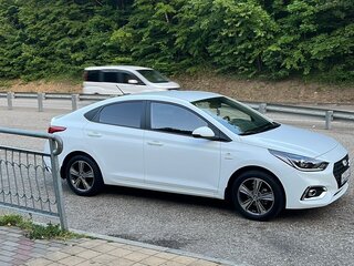 2019 Hyundai Solaris II, белый, 1700000 рублей, вид 3