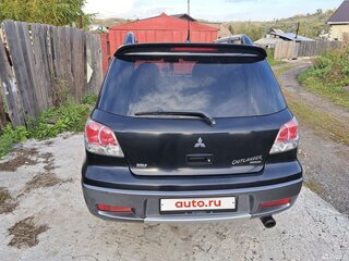 2004 Mitsubishi Outlander I, чёрный, 950000 рублей, вид 3