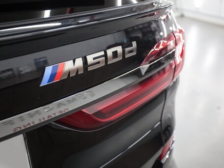 2021 BMW X7 M50d I (G07), чёрный, 13000000 рублей, вид 5