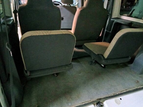 2001 Mitsubishi Town Box Wide I, белый - вид 13
