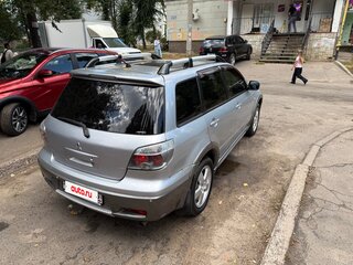 2006 Mitsubishi Outlander I, серебристый, 700000 рублей, вид 3