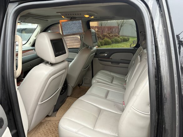 2006 Chevrolet Avalanche II, чёрный - вид 20