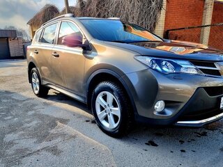 2014 Toyota RAV4 IV (XA40), коричневый, 1880000 рублей, вид 1